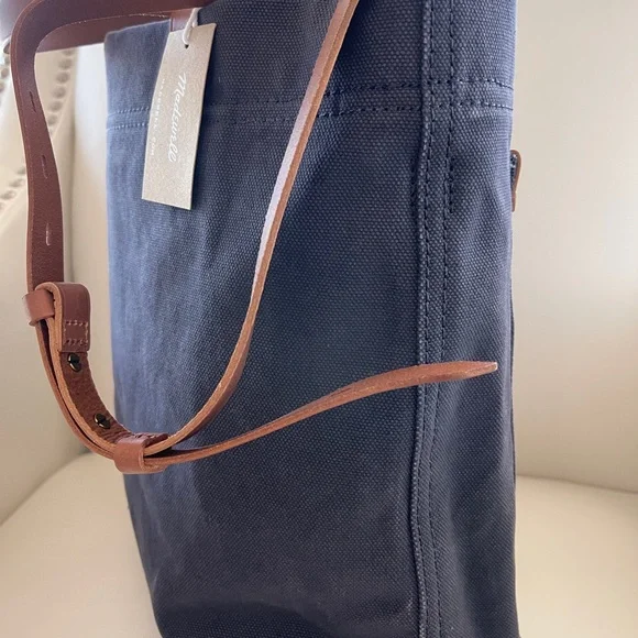 NEW Madewell Medium transport Tote - Picture 7 of 13